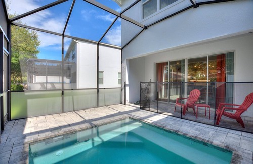 Silver Creek House | Luxury 4 Bed minutes from Disney