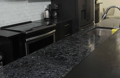 Troy Apartment | Luxury 4 Bedroom Apartment 3 min from RPI!