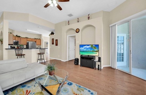 Calabay Parc Villa | Luxury 4 Bedroom Pool Home Close To Disney