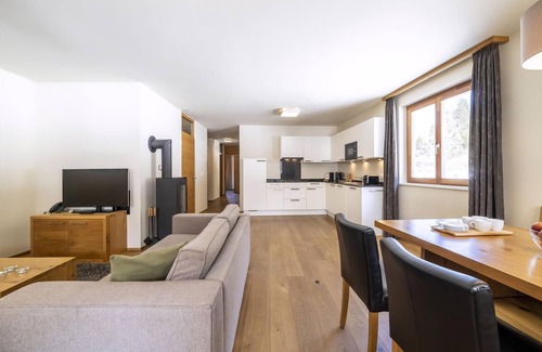 Valbella Apartment | Luxury 4-person apartment in the holiday park Landal Alpine Lodge Lenzerheide