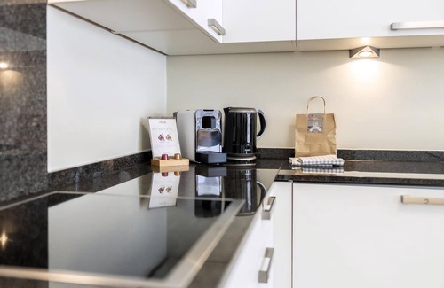 Valbella Apartment | Luxury 4-person apartment in the holiday park Landal Alpine Lodge Lenzerheide
