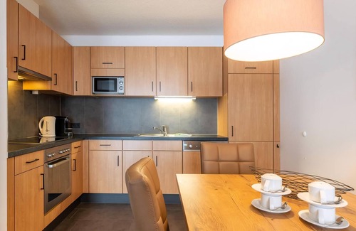 Buerserberg Apartment | Luxury 4-person apartment in the holiday park Landal Brandnertal
