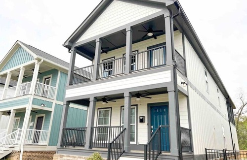 Augusta House | Luxury 4B/4.5b Home, EV Charger, deck by MCG #4