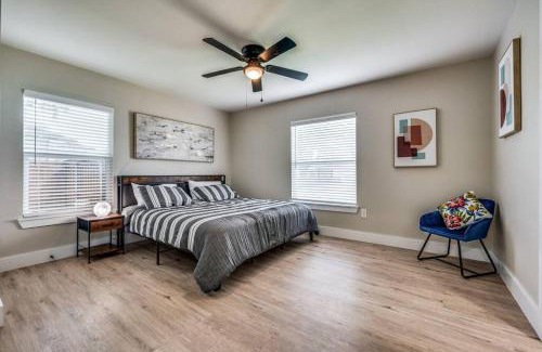 Irving House | Luxury 4BR,2B Home, Hot Tub, Near DFW Airport, Modern Comfort Awaits