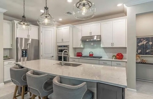 Naples House | Luxury 4BR/3BA Modern Home in Naples with Private Pool - Perfect for Snowbirds!