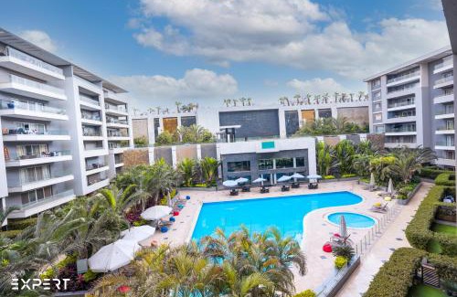 Heliopolis Apartment | Luxury 4BR Apartment Pool View