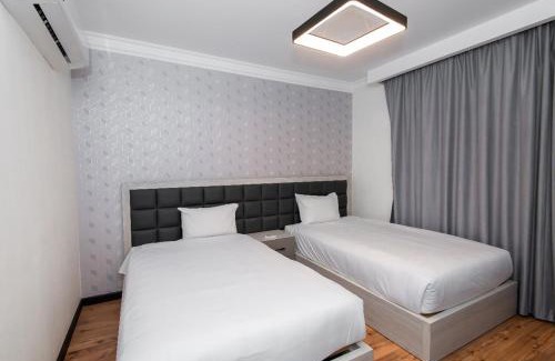Heliopolis Apartment | Luxury 4BR Apartment Pool View