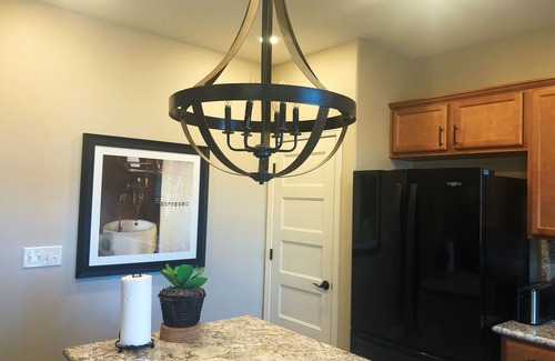 Salinas House | Luxury 4BR House w/AC f& WiFI in Salinas - Near Monterey, Family friendly
