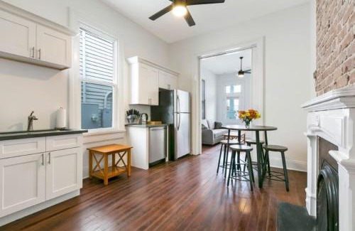 Freret Apartment | Luxury 4BR in Uptown NOLA