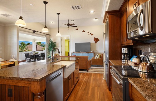 Bayview Condo | Luxury 4BR Penthouse at the Villas at Poipu Kai