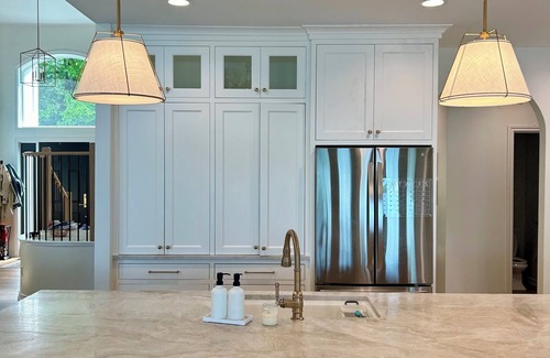 Kalamazoo House | Luxury 5-bedroom Lakefront House! Beach, Sunset Views, All-Sports Lake