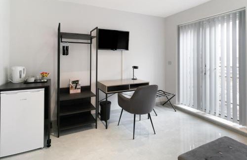 Island Gardens House | Luxury 5BD Suite Guest House