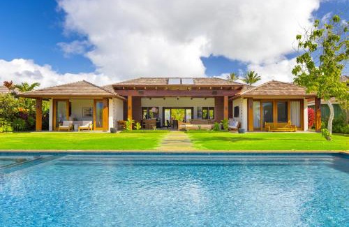Poipu House | Luxury 5BR Vacation Home w Pool