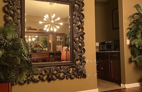 Palm Valley House | Luxury 6 Bedroom - heated pool & spa- close to stadium, golf, & more!