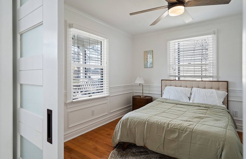 Wall House | Luxury 6-bedroom/4-bath house 8-minute walk from Belmar beach