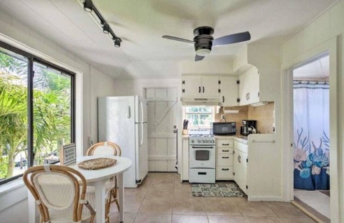 Boynton Beach House | Luxury 6 Bedroom 4 Bath Mini Resort with Pool in Backyard Tropical Paradise!