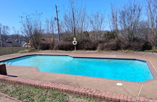 Cordova House | Luxury 6 BR Home near Memphis Airport with Upscale Amenities.