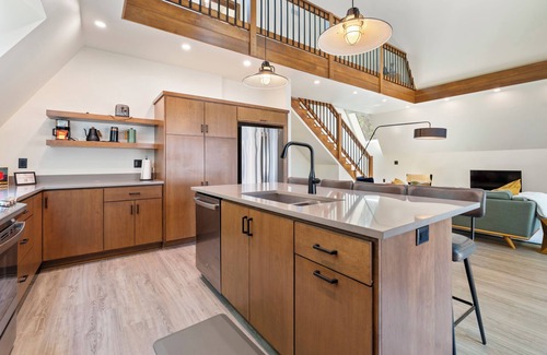 Egg Harbor House | Luxury A-Frame w/Lake Access, Great For Families
