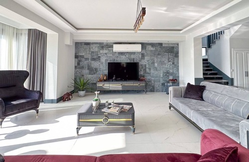 Ciftlik Villa | Luxury advantageous villa within walking distance to the beach