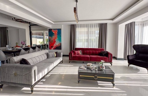 Ciftlik Villa | Luxury advantageous villa within walking distance to the beach