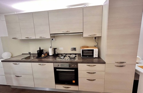 Santa Croce Apartment | Luxury and Comfortable Studio With Elegant Patio - Golden Fish Florence -