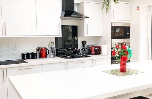 Southampton House | Luxury and spacious 3 bedroom home in Southampton