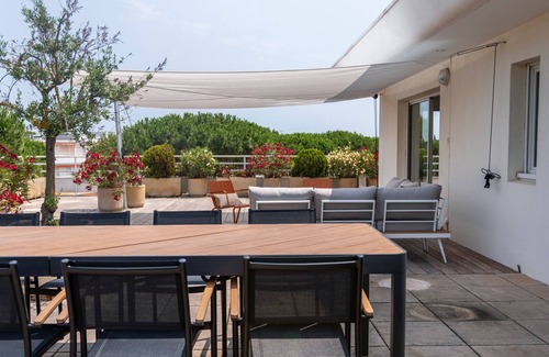 La Grande-Motte Apartment | Luxury Apartment at the Golf Course