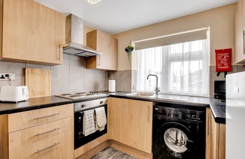 Townfield Apartment | Luxury apartment 7 minutes from Heathrow