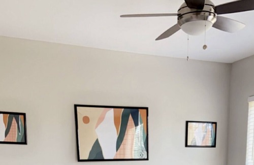 Conestee Apartment | Luxury apartment 10 mins from downtown free groceries