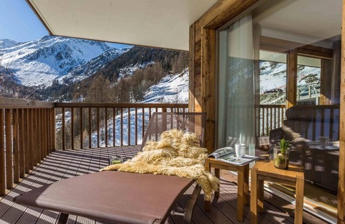Grimentz Ski Chalet | Luxury Apartment, 2 Bedrooms Chalet Rahas A Grimentz - By Mrs Miggins