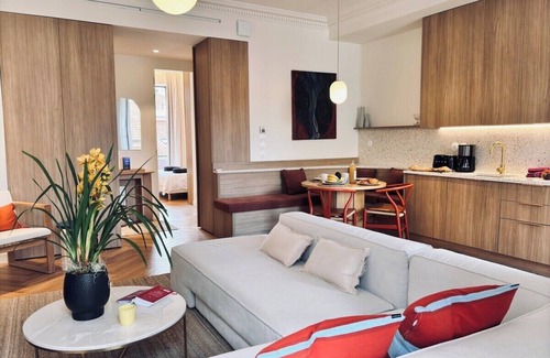 Quartier du Port Apartment | Luxury Apartment - 2 bedrooms