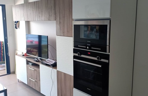 Propriano Apartment | Luxury apartment at the edge of the water, sandy beach