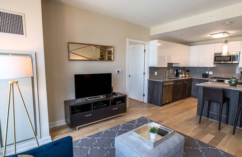 Downtown Apartment | Luxury Apartment Downtown Stamford