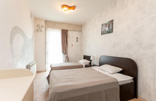 mtatsminda Apartment | Luxury Apartment For Families Or Group of Visitors In City Center