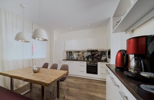 Maxglan Villa | Luxury Apartment HB I centrally located newly renovated