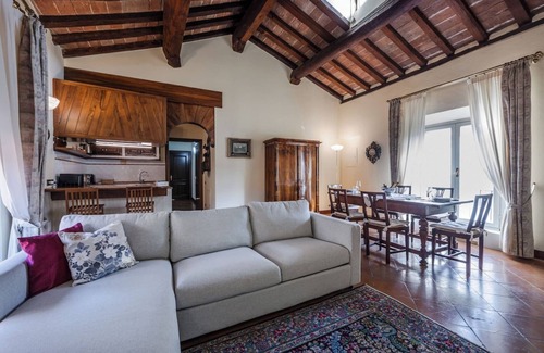 Old Town Apartment | Luxury Apartment: Historic Center, Parking