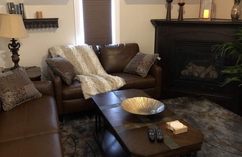 Stratford House | Luxury apartment Holiday Lets Unit 2 near Stratford Museum