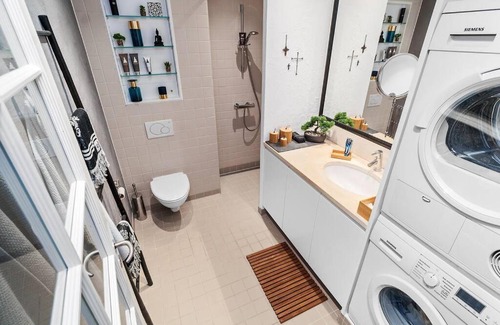 Sydhavnen Apartment | Luxury apartment in city center with canal view!