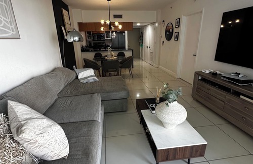 Edgewater Apartment | Luxury apartment in Edgewater Miami with WiFi, fitness room waterfront