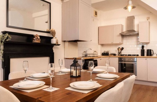 Welford Apartment | Luxury Apartment in Leicester- Free Parking