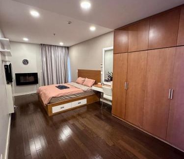 Ba Dinh Apartment | Luxury apartment in the center