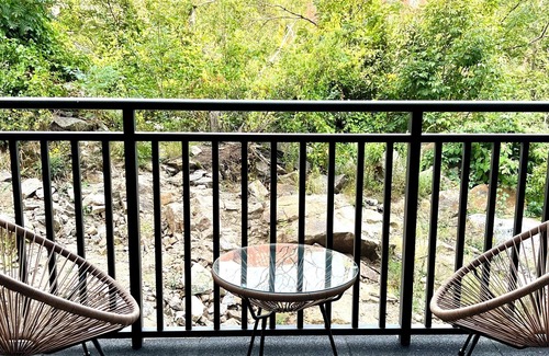 Quincy Apartment | Luxury apartment in the heart of Quincy