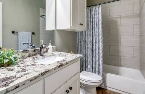 Bridgeport Apartment | Luxury Apartment in Historic Downtown Bridgeport!