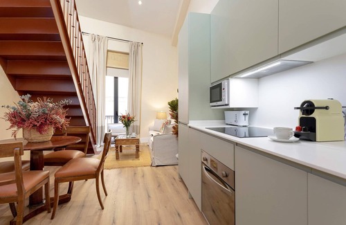 Santa Cruz Apartment | Luxury apartment near Cathedral.Rodrigo Caro IV
