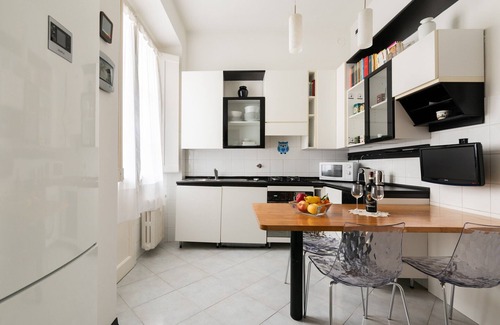 Santa Croce House | Luxury apartment next to the river