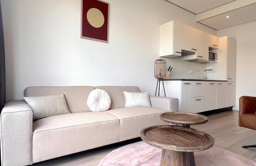 Maasbommel Apartment | Luxury apartment overlooking the water