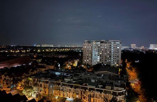 Binh Chanh Apartment | Luxury apartment, with pool, kitchen, balcony, netflix