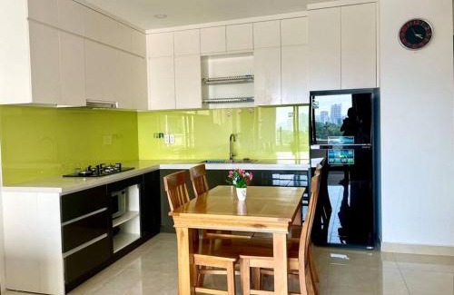 Phu Nhuan Apartment | Luxury Apartment near Airport