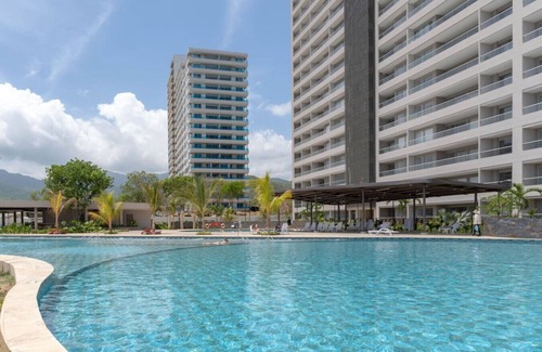 Papare Apartment | Luxury apartment with beach and pool view