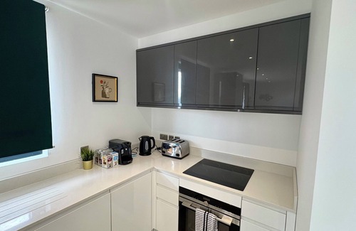 Great Baddow Apartment | Luxury Apartment with Skyline view